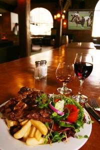 Brewhouse Brewery Sports Bar And Grill - Accommodation Sunshine Coast 2