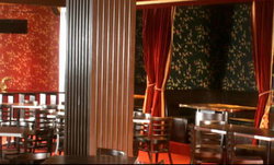 Clock Hotel - Accommodation Sunshine Coast 2