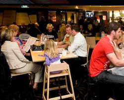 Brackenridge Tavern - Accommodation Sunshine Coast 2