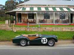 Greenman Inn - Accommodation Sunshine Coast 2