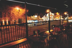 Cambridge Balcony Bar - Accommodation Sunshine Coast 3