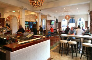 The Jubilee Hotel - Accommodation Sunshine Coast 4
