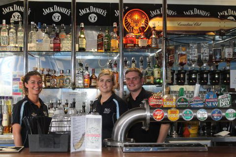 PAUL'S SEAFOOD ON GOUGER - Accommodation Sunshine Coast 2