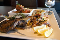 The Lounge Hotel - Accommodation Sunshine Coast 0