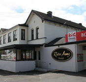 River Arms Hotel - Accommodation Sunshine Coast
