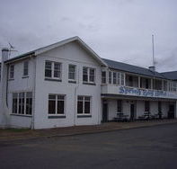 Spring Bay Hotel - Accommodation Sunshine Coast
