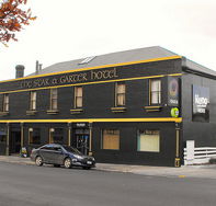 Star  Garter Hotel - Accommodation Sunshine Coast
