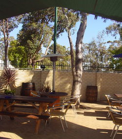 Hale Road Tavern - Accommodation Sunshine Coast 2