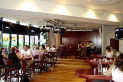 The Deck Bar - Accommodation Sunshine Coast 3