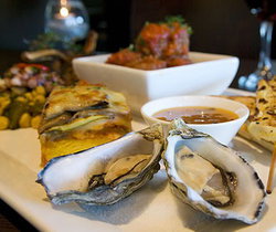 The Lounge Hotel - Accommodation Sunshine Coast 3