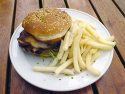 Cabbage Tree Hotel - Accommodation Sunshine Coast 3