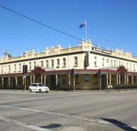 Soden's Australia Hotel - Accommodation Sunshine Coast