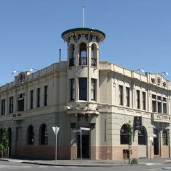 Victoria Inn - Accommodation Sunshine Coast 0