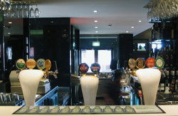 The Nags Head Hotel - Accommodation Sunshine Coast 1