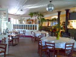Clifton Capers Bar & Grill - Accommodation Sunshine Coast 1