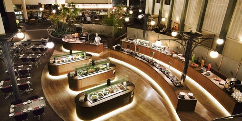 Atrium Garden Restaurant - Accommodation Sunshine Coast 3