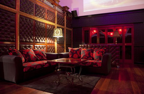 East End Bar - Accommodation Sunshine Coast 2