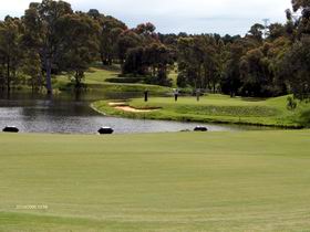 Flagstaff Hill Golf Club And Koppamurra Ridgway Restaurant - Accommodation Sunshine Coast 1