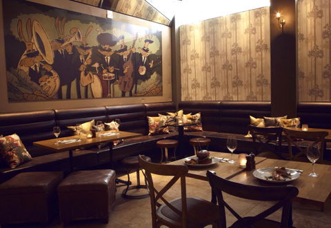 Rabbit Hole Bar And Dining - Accommodation Sunshine Coast 1