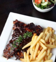 PJ's Irish Sports Bar & Bistro @ The Criterion Hotel - Accommodation Sunshine Coast 4