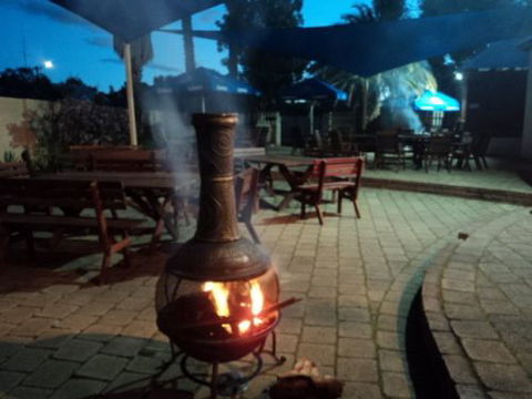 Grass Valley Tavern - Accommodation Sunshine Coast 0