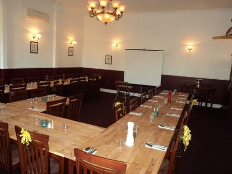 Grass Valley Tavern - Accommodation Sunshine Coast 2