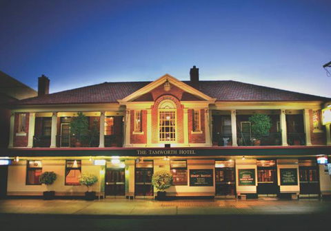Tamworth Hotel - Accommodation Sunshine Coast 0