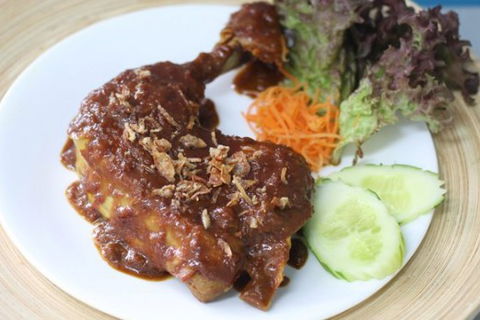 Betawi Indonesian Restaurant - Accommodation Sunshine Coast 3