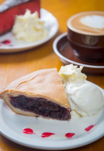 Andy’s Cherry Pie Cafe - Accommodation Sunshine Coast 1