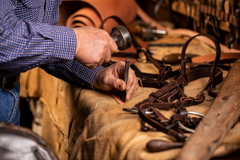 Bridle Making Workshop - Accommodation Sunshine Coast 1