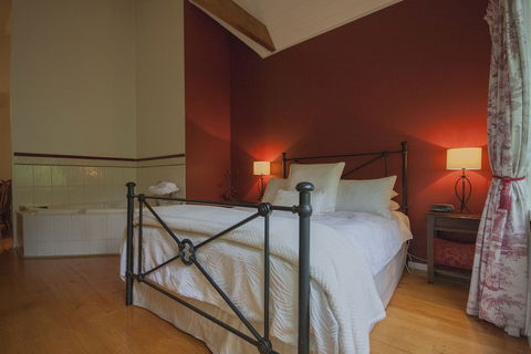 Cottages At Monreale - Accommodation Sunshine Coast 1