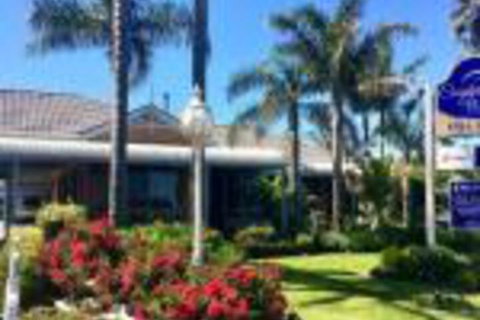 Best Western Coastal Waters Motor Inn - Accommodation Sunshine Coast 0