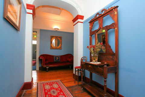 The Lodge On Elizabeth - Accommodation Sunshine Coast 0