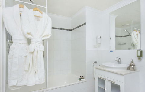 Pacific Suites Canberra - Accommodation Sunshine Coast 6