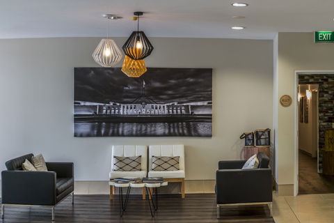 Pacific Suites Canberra - Accommodation Sunshine Coast 4
