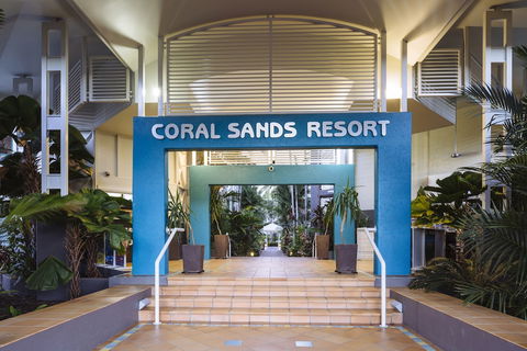 Coral Sands Resort - Accommodation Sunshine Coast 1
