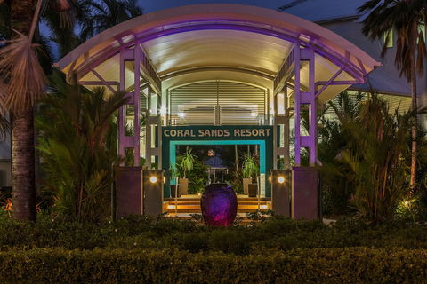 Coral Sands Resort - Accommodation Sunshine Coast 3
