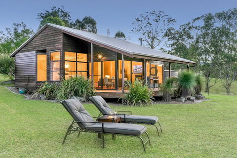Cedars Mount View - Accommodation Sunshine Coast 3