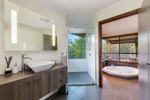 Cedars Mount View - Accommodation Sunshine Coast 6