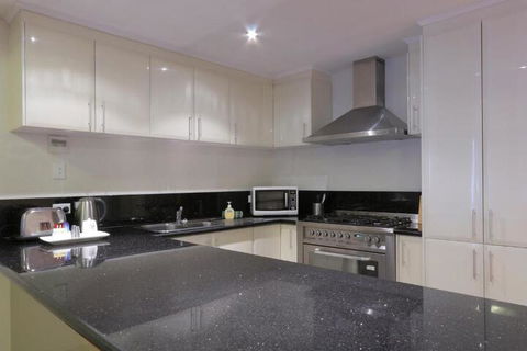 Verandah Apartments - Accommodation Sunshine Coast 3