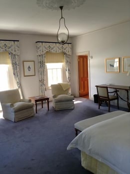 Oscars Waterfront Boutique Hotel - Accommodation Sunshine Coast 4