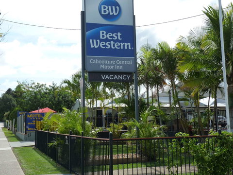 Caboolture Central Motor Inn, SureStay Collection By BW - Accommodation Sunshine Coast 0