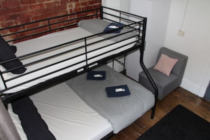 Melbourne VIC Accommodation Sunshine Coast