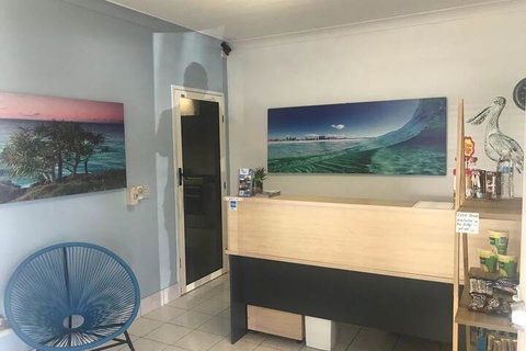 Blue Pelican Motel - Accommodation Sunshine Coast 3