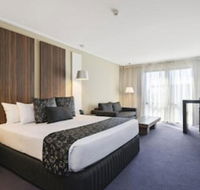 Quality Hotel Taylors Lakes - Accommodation Sunshine Coast