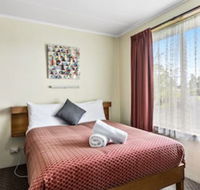 Sharonlee Strahan Villas - Accommodation Sunshine Coast