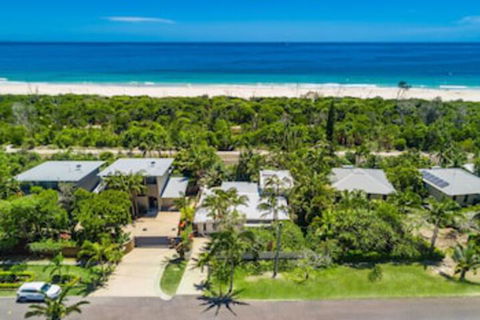 A PERFECT STAY - Allure - Accommodation Sunshine Coast 0