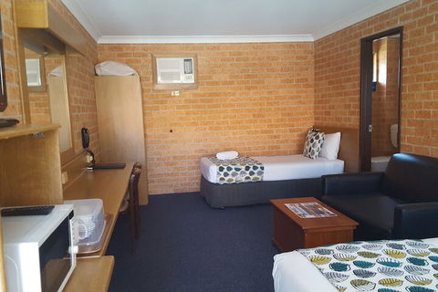 Royal Palms Motor Inn - Accommodation Sunshine Coast 6