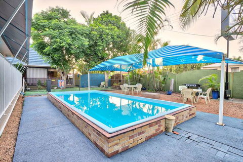 Blue Shades Motel - Accommodation Sunshine Coast 4