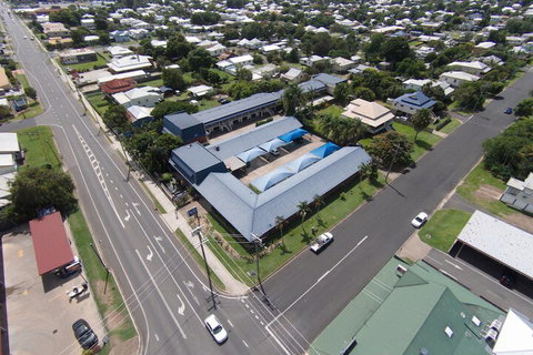 Blue Shades Motel - Accommodation Sunshine Coast 1